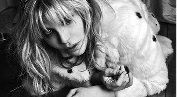 Courtney Love na campanha da grife francesa - Divulgação