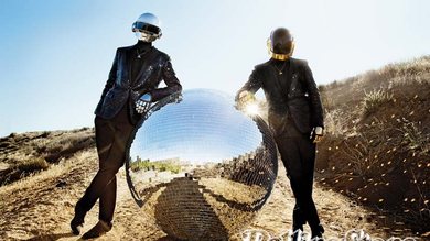 <b>Calor humano?</b> Thomas Bangalter e Guy-Manuel de Homem-Christo no deserto californiano - Peter Yang