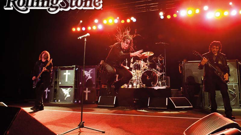 <b>REENCARNADOS</b> Geezer Butler, Ozzy Osbourne e Tony Iommi durante show da nova turnê do Black Sabbath, em 2012 - Ross Halfin