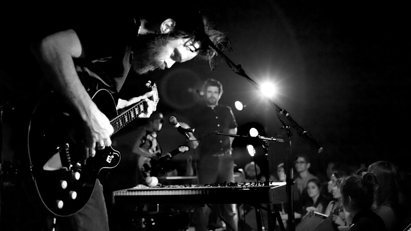 Rodrigo Amarante em show nos Estados Unidos - Guillermo Prieto do IROCKPHOTOS, tirada no Pappy and Harriet's