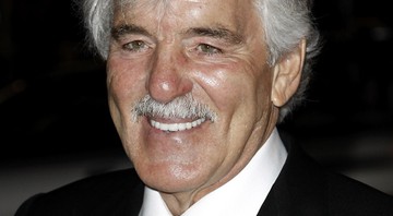 Dennis Farina - Matt Sayles/AP