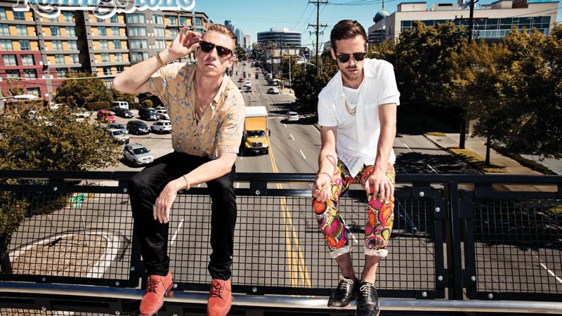 <b>Incansáveis</b>
Macklemore e o produtor Ryan Lewis, em Seattle. Até o final do ano, a dupla terá feito 200 shows - Peter Yang