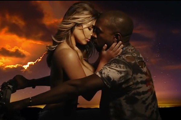 Kanye West - "Bound 2" - Reprodução