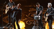 O U2 apresentou a canção "Ordinary Love" - John Shearer/AP