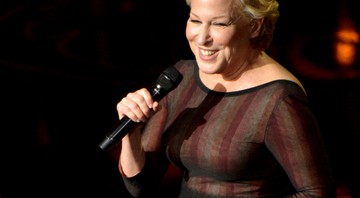 Bette Midler homenageou os artistas mortos em uma das porções mais tradicionais do Oscar - John Shearer/AP