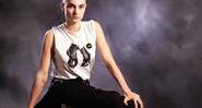 Provavelmente o cabelo que dá menos trabalho dessa galeria é o de Sinéad O'Connor.  - KEES TABAK/SUNSHINE/ZUMA PRESS/GLOW IMAGES