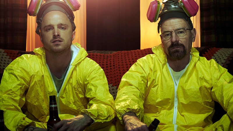 Aaron Paul e Bryan Cranston na série Breaking Bad (Foto: Divulgação)