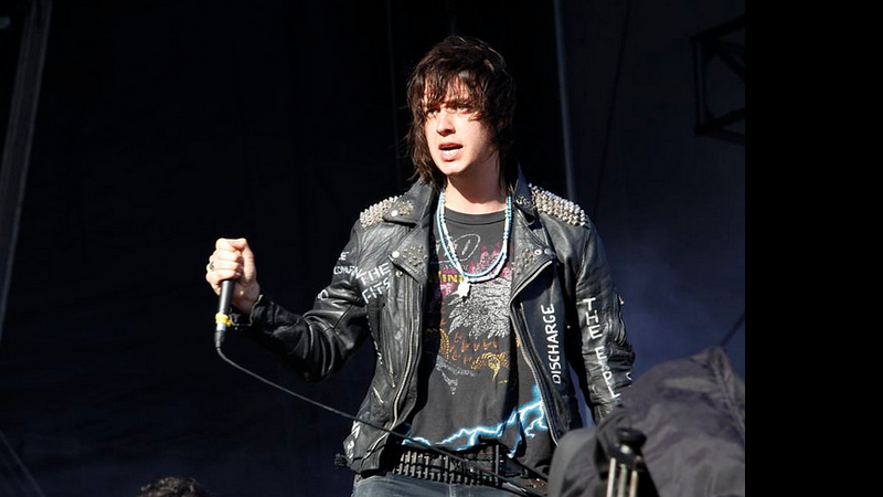 Julian Casablancas se apresentou com a banda The Voidz no festival Lollapalooza Brasil - Divulgação/T4f