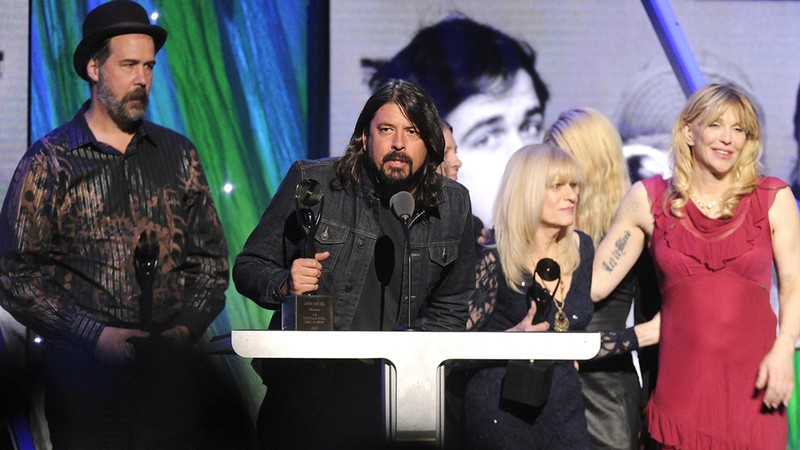 Nirvana, Dave Grohl,  Krist Novoselic, Courtney Love - Hall of Fame do Rock   - Charles Sykes/AP