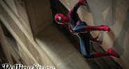 DIVIDIDO
Andrew Garfield é um Homem-Aranha entre o romance e a lei