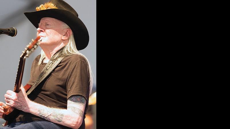 <b>Sossego</b> <br>

Nos palcos do New Orleans Jazz & Heritage Festival:  Johnny Winter.