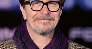 <b>Humilde</b> 
<br>
Oldman não entende a admiração de jovens atores. - Karwai Tang