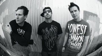 Blink-182 - Interscope Records/AP