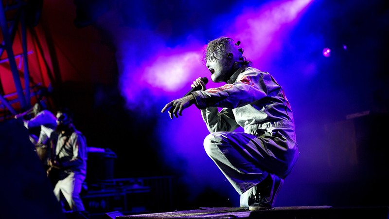 Corey Taylor, lider do Slipknot, em ação no Rock in Rio.  - Thomas Borberg/AP