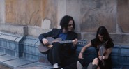 Jack White se apresentando no Castelo de Fontainebleau, na França - Reprodução/Vídeo