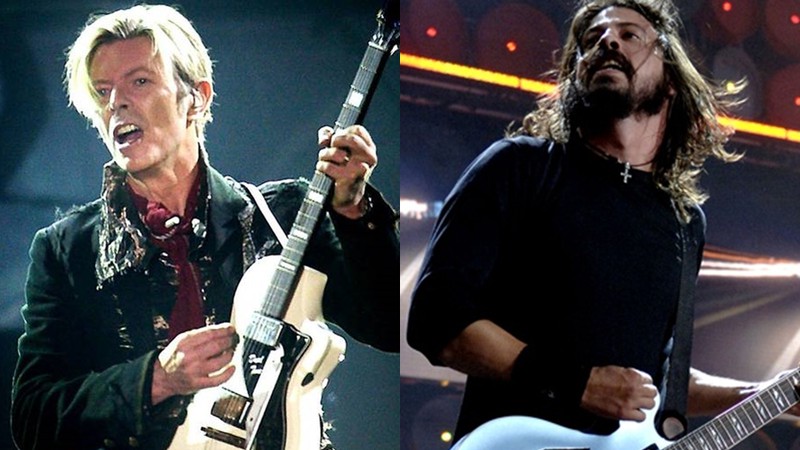 David Bowie e Dave Grohl, do Foo Fighters - AP