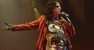 Alice Cooper se apresenta durante a turnê <i>Raise the Dead Tour</i>, na Flórida, nos Estados Unidos.  - Jeff Daly BB/AP