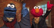 Cookie Monster e Elmo - Reprodução