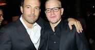 Ben Affleck e Matt Damon, juntos na estreia do filme <i>Argo</i>, realizada em Nova York, me 2012. 
 - Marion Curtis/AP