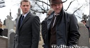 <b>OS detetives</b><br>
James Gordon (Ben McKenzie) e Harvey Bullock (Donal Logue) sofrem em Gotham. - Divulgação