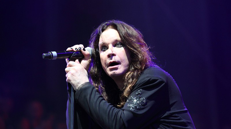 Ozzy Osbourne, vocalista do Black Sabbah, em apresentação da banda como headliner do festival Lollapalooza, em Chicago, em 2012  - Steve C. Mitchell/AP