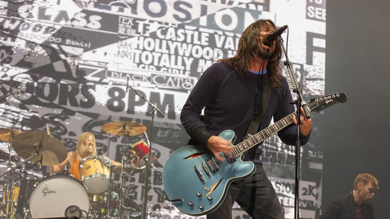 Dave Grohl e o Foo Fighters se apresentam no festival Voodoo Fest, em novembro de 2014. - Barry Brecheisen/AP