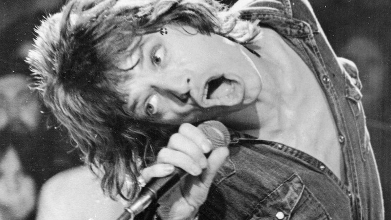 Mick Jagger, em ação com os Rolling Stones, em apresentação em San Francisco, em julho de 1972  - AP