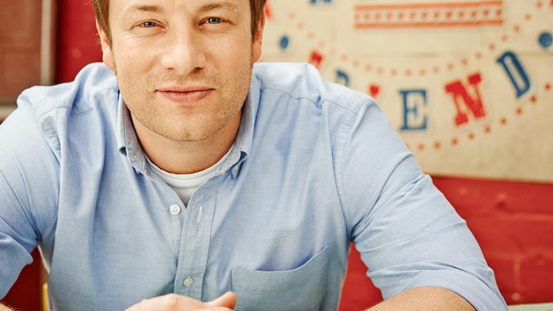 O chef britânico Jamie Oliver - Reprodução/Facebook