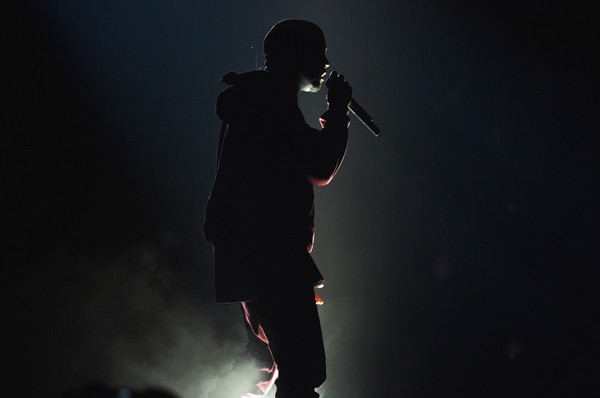 Kanye West se apresenta no Grammy 2015 - AP