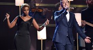 Sam Smith cantou, em parceria com Mary J Blige, "Stay with Me", hit que fez dele um astro - AP