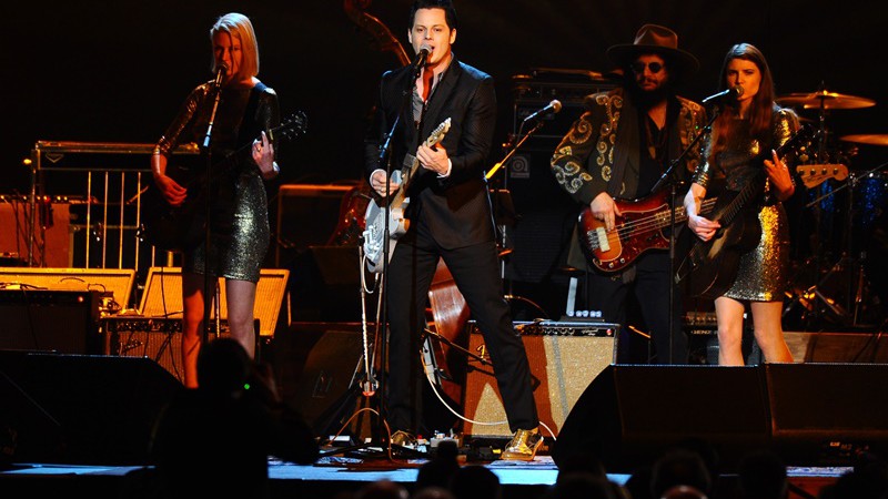 Jack White durante apresentação em fevereiro de 2015, em Los Angeles - Vince Bucci/AP