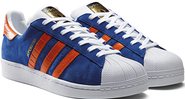 Modelo da adidas Originals, linha Superstar East River Rivalry, do New York Knicks - Divulgação