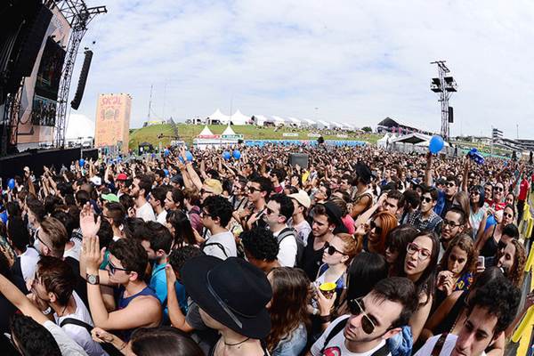 Lollapalooza 2014: público não enfrenta dificuldades para entrar no Autódromo - Divulgação/I Hate Flash