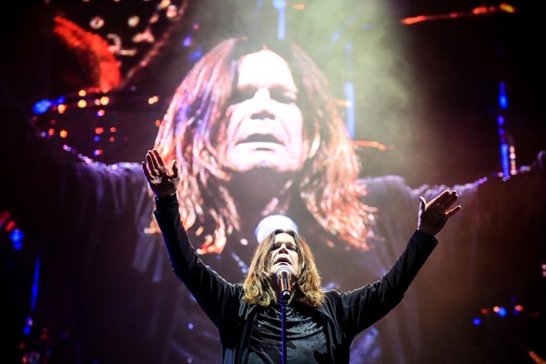 Ozzy Osbourne deixa o público brasileiro de joelhos durante show no festival Monsters of Rock 2015. - Gustavo Vara