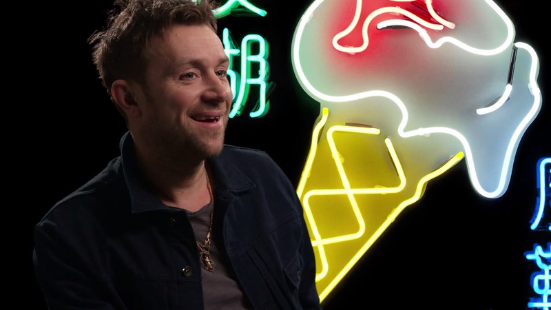 Damon Albarn em cena do documentário <i>The Magic Whip: Made in Hong Kong</i>. - Reprodução/Vídeo