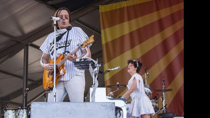 Win Butler e Régine Chassagne com o Arcade Fire. -  Barry Brecheisen/AP 