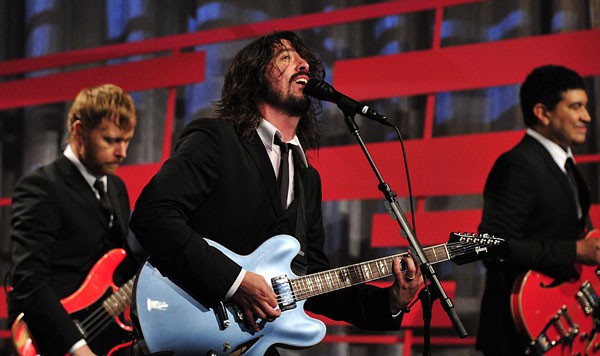 Foo Fighters se apresenta no <i>Late Night With David Letterman</i> em 2014. - Reprodução/Vídeo