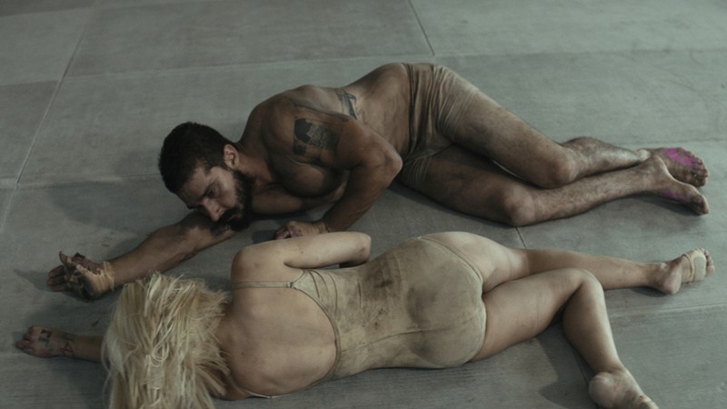 Cena do videoclipe “Elastic Heart”, de Sia, cujo diretor, Daniel Askill, participa Music Video Festival em São Paulo - Reprodução