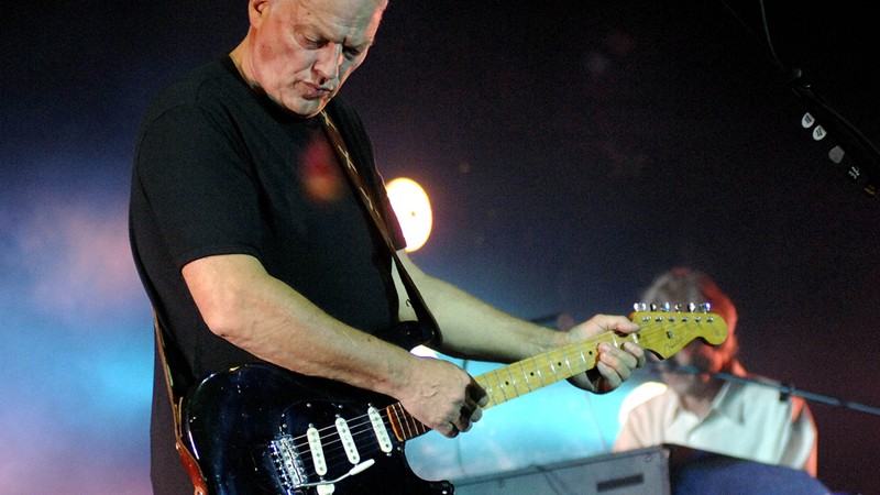 David Gilmour durante show na Itália, em 2006 - Luigi Costantini/AP