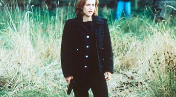 Gillian Anderson como Dana Scully em cena de <i>Arquivo X</i>. - Reprodução/Vídeo