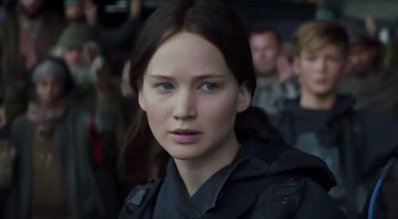 Katniss Everdeen (Jennifer Lawrence) em trailer de <i>Jogos Vorazes: A Esperança - Parte 2</i> - Reprodução/Vídeo