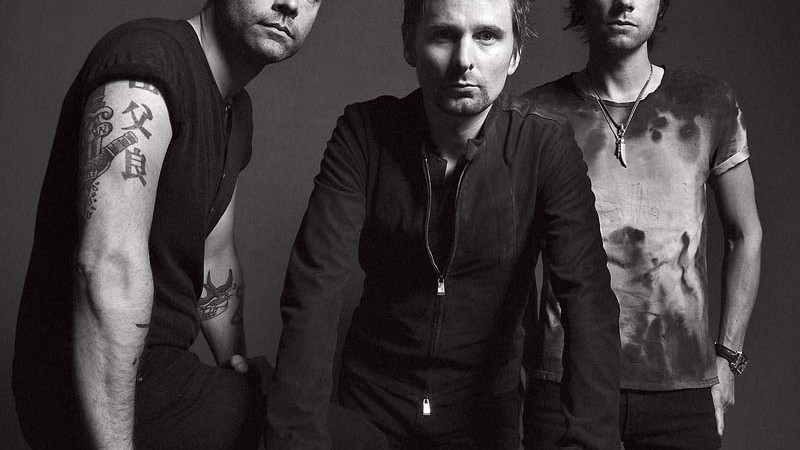 Wolstenholme, Matt Bellamy e Dominic Howard, do Muse, se desafiaram no novo disco. - Divulgação