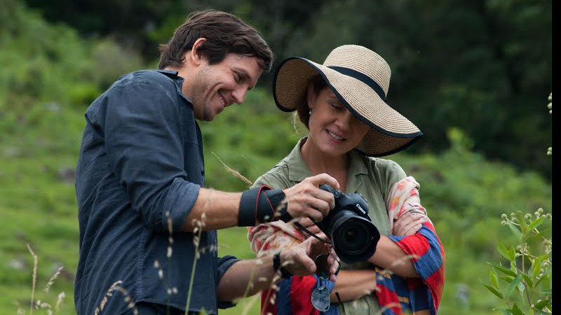 Vladimir Brichta e Adriana Esteves em cena do filme - Reprodução