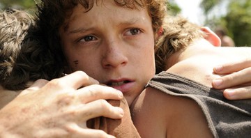 Tom Holland em <i>O Impossível</i> - Reprodução