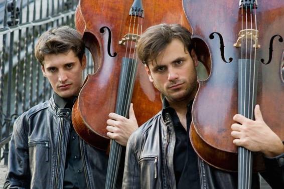 A dupla croata 2Cellos - Divulgação