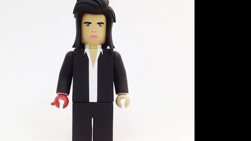 Boneco de Nick Cave inspirado em "Red Right Hand" - Reprodução