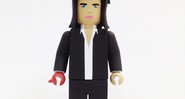 Boneco de Nick Cave inspirado em "Red Right Hand" - Reprodução