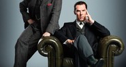 Benedict Cumberbatch e Martin Freeman em imagem promocional do especial de <i>Sherlock</i> - Divulgação