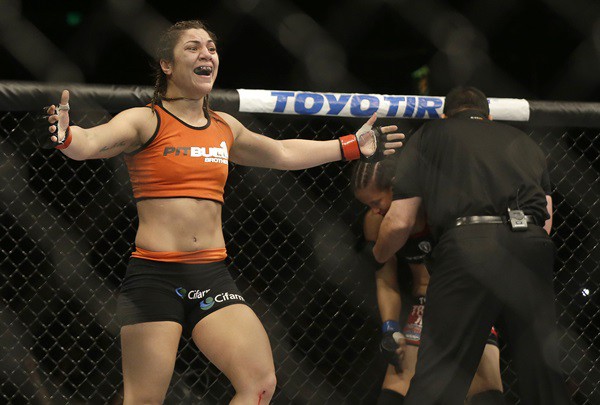 Bethe Correia, lutadora brasileira do UFC - Jeff Chiu/AP