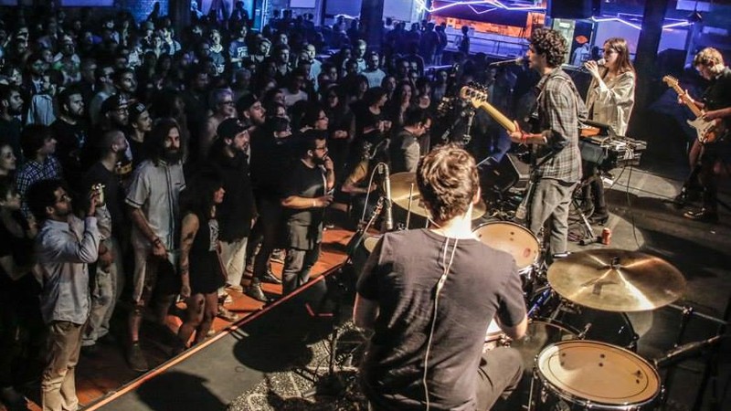 O quarteto paulistano Inky em cima do palco no SESC Pompeia, em São Paulo - Gabriel Ruiz/Divulgação